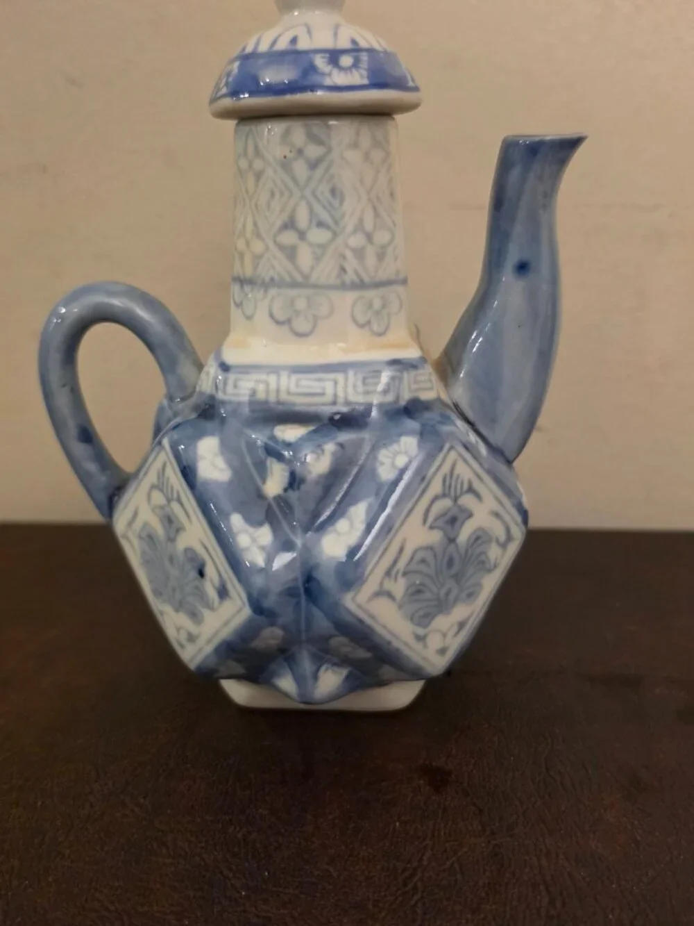 Vintage tea pot is a beautiful addition to any tea lover's collection.